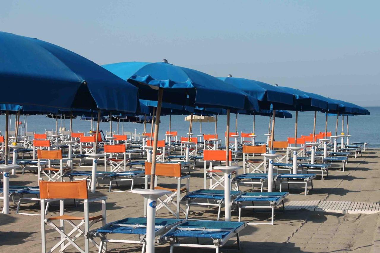 La Conchiglia A Marina Apartment Marina Di Carrara Exterior photo